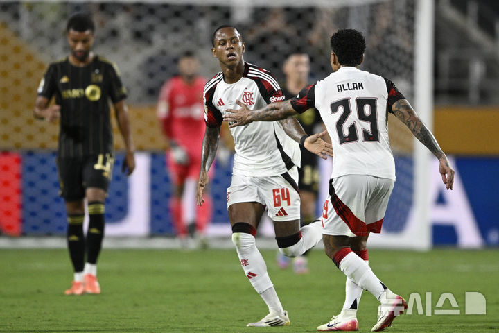 [올란도=AP/뉴시스]플라멩구, 조 1위로 클럽월드컵 16강행. 2025.06.24.