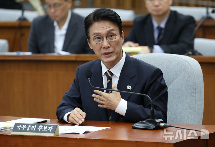 [서울=뉴시스] 김금보 기자 = 김민석 국무총리 후보자가 25일 서울 여의도 국회에서 열린 인사청문회에서 질문에 답하고 있다. 2025.06.25. kgb@newsis.com