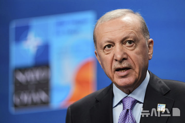 튀르키예 '라마단 학교지침' 논란…세속주의 진영 반발