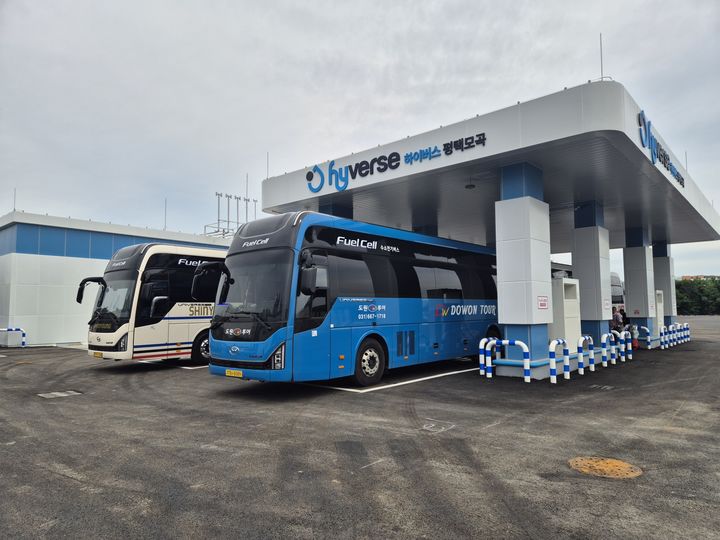 [수원=뉴시스] 평택모곡 수소충전소. (사진=경기도 제공) 2025.06.26. photo@newsis.com *재판매 및 DB 금지