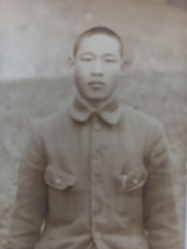 [서울=뉴시스] 1950년 12월 20일 구월산 인근 정찰을 마치고 해주로 복귀하던 중 북한군 1개 대대와 조우하여 교전을 벌이다가 전사한 김갑순 단원. (사진=해군 제공) 2025.06.26.&nbsp; *재판매 및 DB 금지