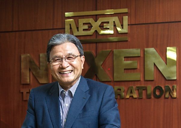 [서울=뉴시스] 강병중 넥센그룹 회장. (사진=넥센 홈페이지 갈무리) 2025.06.26 photo@newsis.com *재판매 및 DB 금지