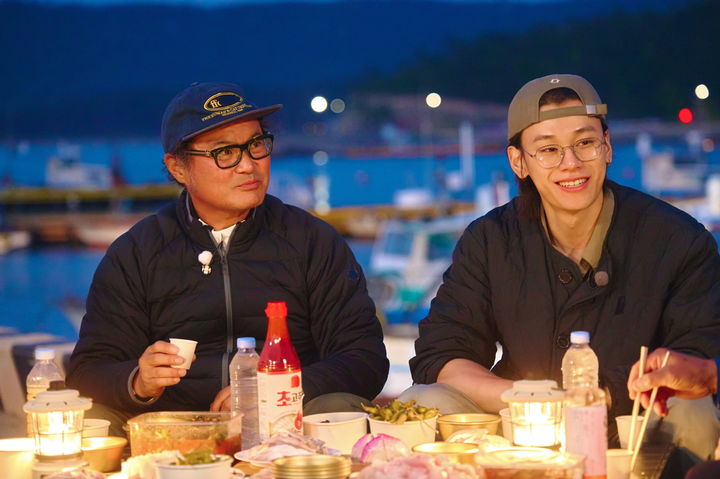 [진도=뉴시스]진도 관매도에서 촬영한 TV조선 '제철남자'. (사진=진도군 제공) 2025.06.26. photo@newsis.com *재판매 및 DB 금지