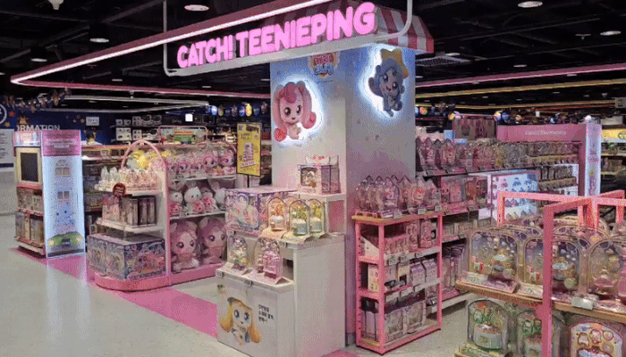 [구리=뉴시스] 이현주 기자=롯데마트가 26일 오전 '그랑그로서리(Grand Grocery) 구리점'을 새롭게 오픈했다. 사진은 매장 2층 토이저러스 모습. 2025.06.26. juicy@newsis.com *재판매 및 DB 금지