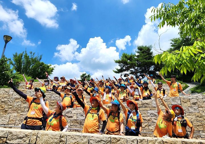 지난해 '치악산둘레길 140㎞ 챌린지' 모습. *재판매 및 DB 금지