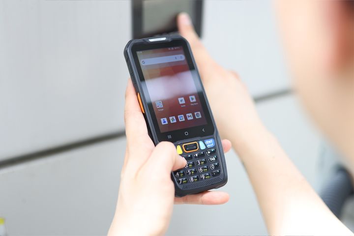 산업용 하이브리드 단말기 PM68. (사진=포인트모바일) *재판매 및 DB 금지