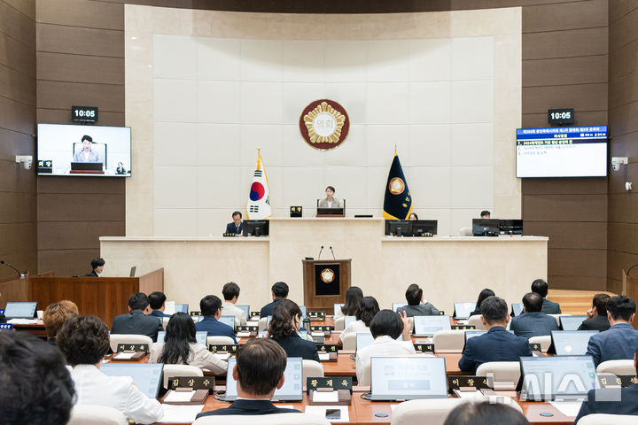 [용인=뉴시스]용인시의회 제293회 정례회(사진=용인시의회 제공)