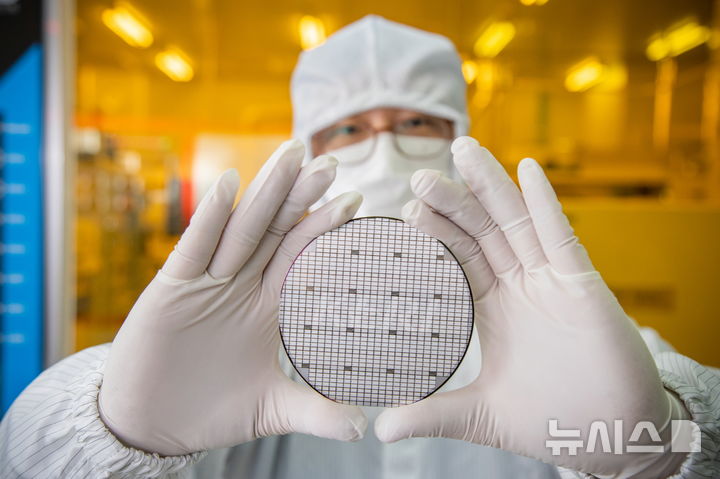 상반기 주력 제조업 일자리, 반도체만 '맑음'…대부분 제자리 걸음