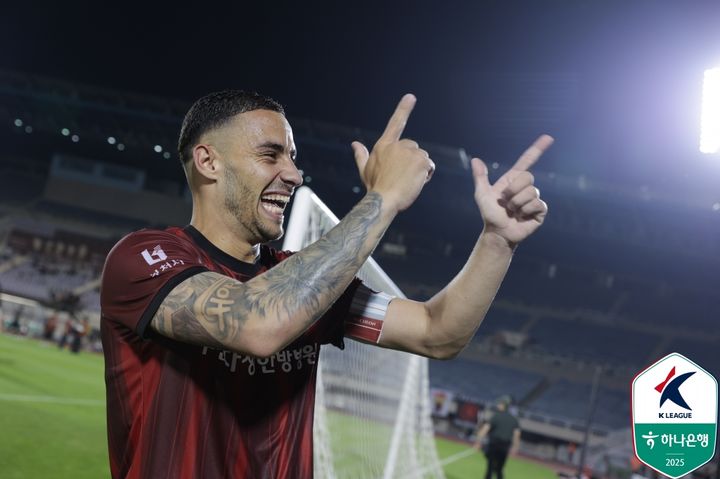 [서울=뉴시스]K리그2 부천 바사니. (사진=한국프로축구연맹 제공)