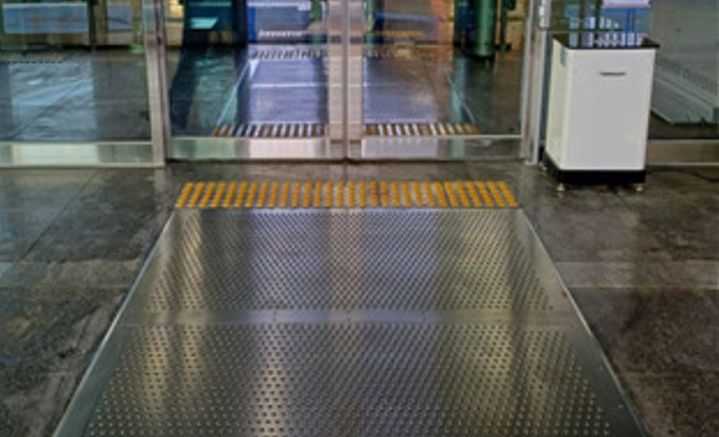 [수원=뉴시스] 미세먼지 흡입매트. (사진=경기도 제공) 2025.06.29. photo@newsis.com *재판매 및 DB 금지