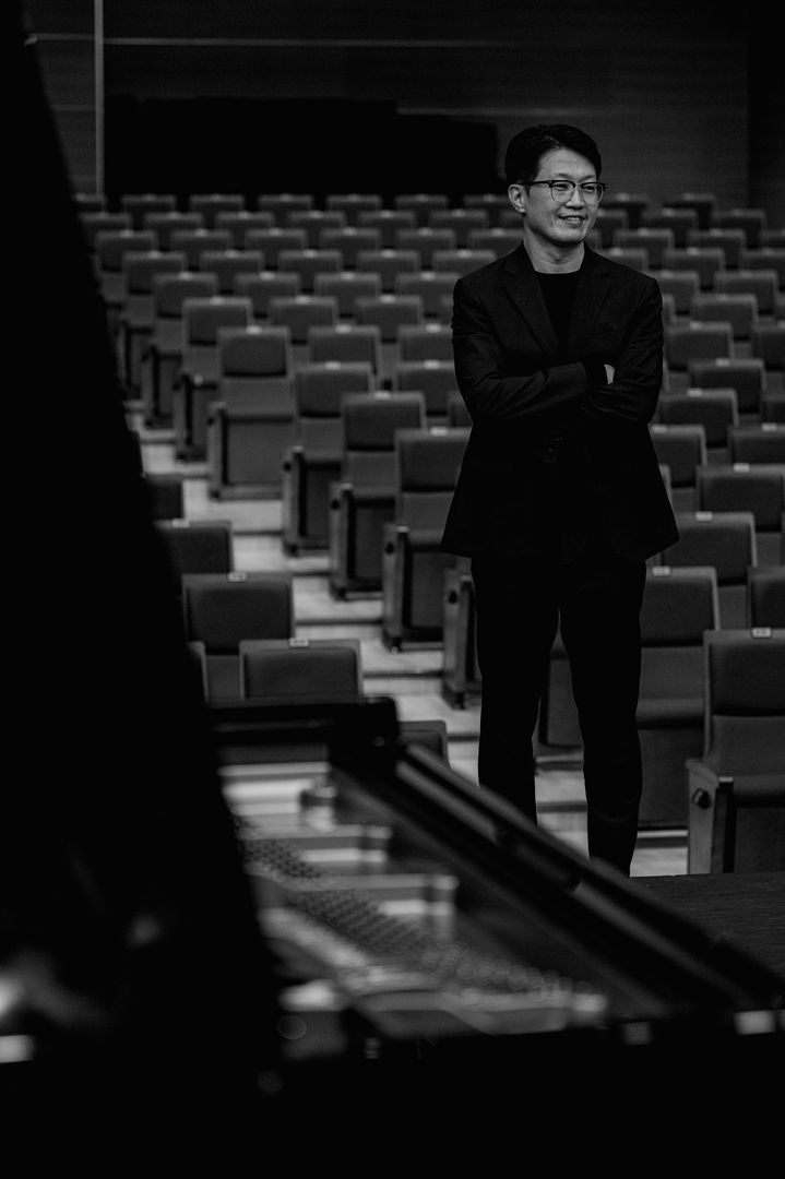 [대구=뉴시스] 이성욱 달서아트센터 관장. (사진=달서아트센터 제공) 2025.06.30. photo@newsis.com *재판매 및 DB 금지