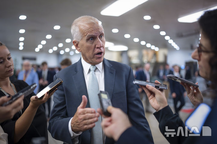 공화당 틸리스상원의원, 백악관 보좌관들에 그린란드 관련 맹비난