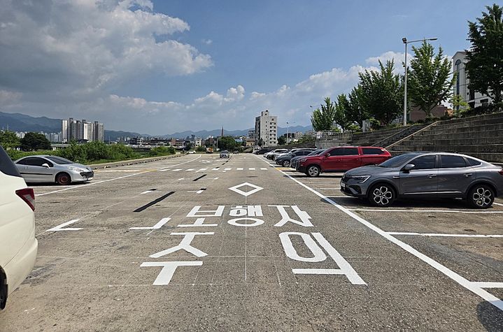 원주교·봉평교 둔치 주차장 정비 모습. *재판매 및 DB 금지