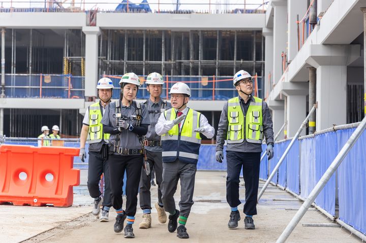 사진 오른쪽 두 번째 정경구 HDC현대산업개발 대표이사. *재판매 및 DB 금지