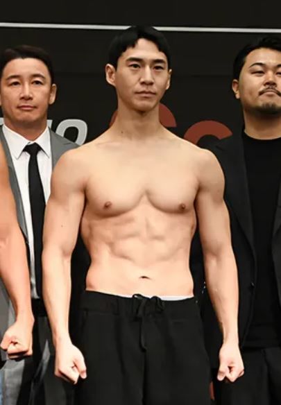 [서울=뉴시스] 유튜버 밴쯔가 유튜브 채널 커뮤니티에 채널 삭제 약속을 지키겠다는 내용을 작성한 게시물을 올렸다. (사진=밴쯔 인스타그램 게시물 캡쳐본) 2025. 06. 30. photo@newsis.com *재판매 및 DB 금지