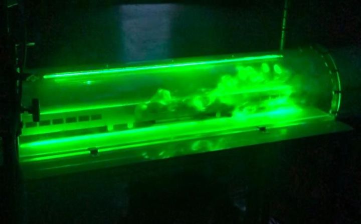 [서울=뉴시스] 사진은 대장~홍대구간 광역철도 모의화재실험 검증 모습. 1/50 터널 축소모형에서 터널 화재 시 연기의 흐름을 시험하는 장면. 2025.06.30. (사진=한국철도기술연구원 제공) photo@newsis.com&nbsp; *재판매 및 DB 금지