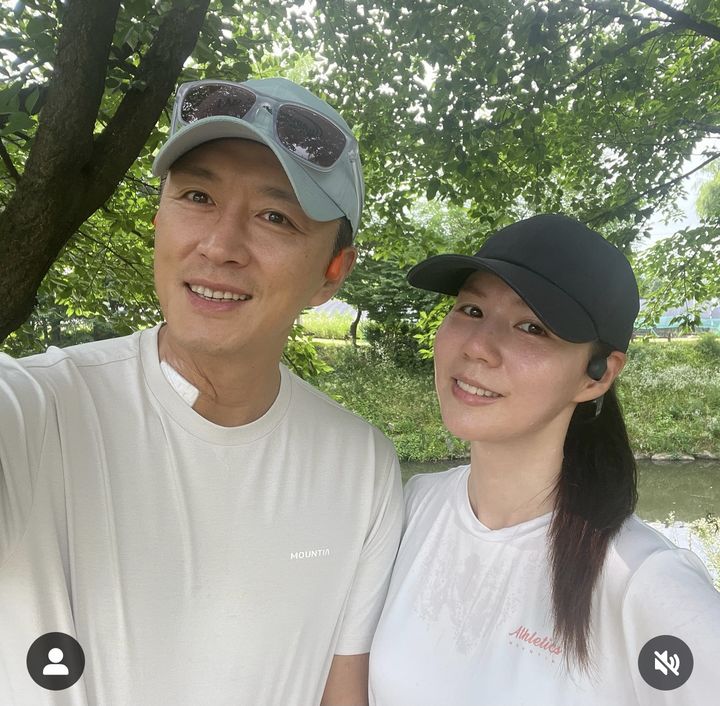 [서울=뉴시스] 진태현(왼쪽), 박시은. (사진=진태현 인스타그램 캡처) 2025.06.30. photo@newsis.com *재판매 및 DB 금지