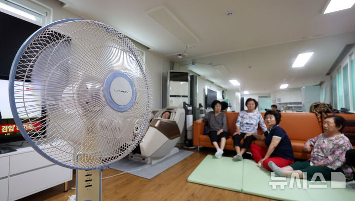 [완주=뉴시스] 어르신 무더위 쉼터. (사진=뉴시스 DB). photo@newsis.com 