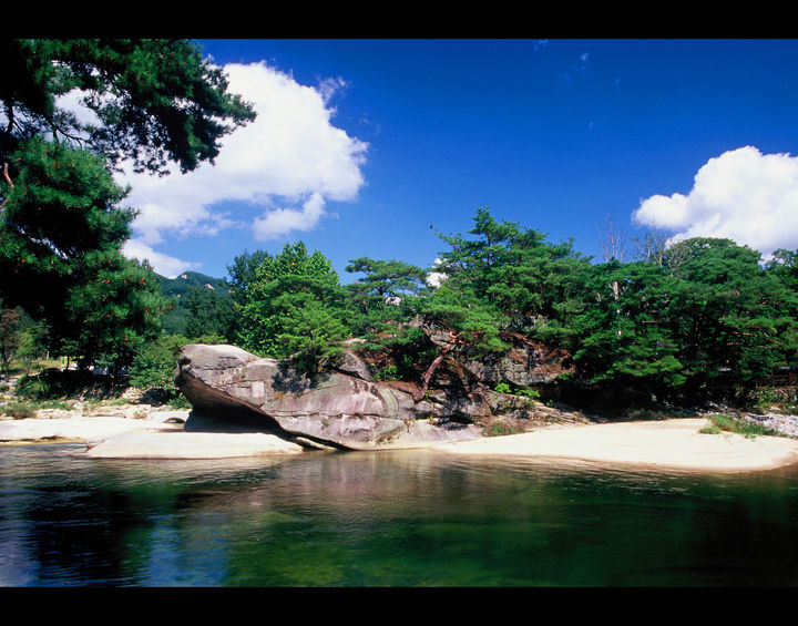 [거창=뉴시스] 거창군 수승대 거북바위 (사진=거창군 제공) 2025. 07. 01. photo@newsis.com&nbsp;&nbsp; *재판매 및 DB 금지