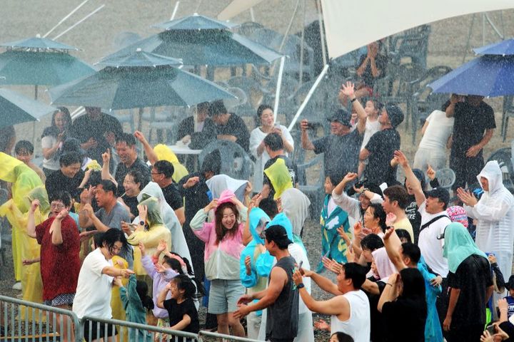 1일 인제군은 오는 26일부터 8월 10일까지 남면 빙어호 일원에서 ‘2025 여름愛 인제愛 빠지다’ 주제로 인제 여름축제가 열린다 고 밝혔다, 인제군 제공. *재판매 및 DB 금지