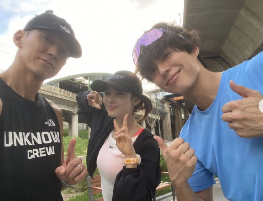 [서울=뉴시스] 션, 다니엘, 박보검. (사진=션 인스타그램 캡처) 2025.07.01. photo@newsis.com *재판매 및 DB 금지