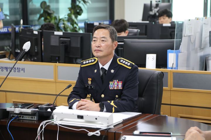 [보령=뉴시스] 보령해양경찰서 제12대 서장으로 이근영 총경이 취임했다.(사진=보령해양경찰서 제공) 2025.07.01. photo@newsis.com *재판매 및 DB 금지