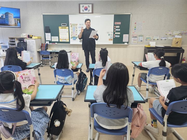 청주 오송초 교가 연습 장면. *재판매 및 DB 금지