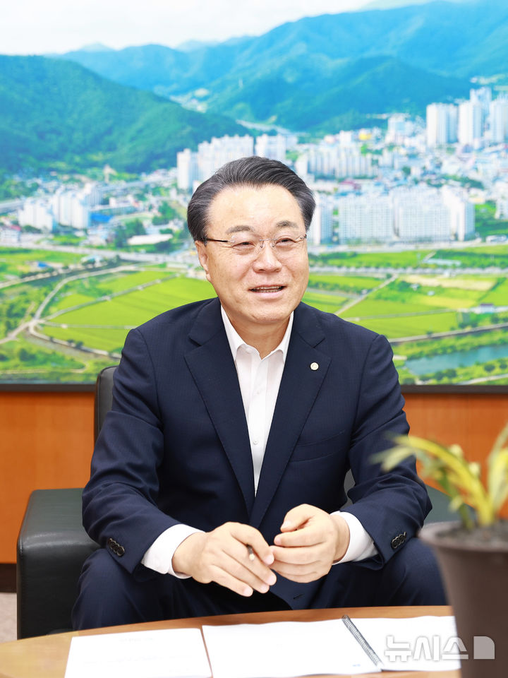 구복규 전남 화순군수 6·3지방선거 불출마 선언