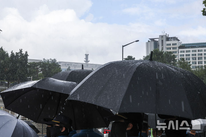 대전·세종·충남 무더위에 일부 5~60㎜ 소나기도