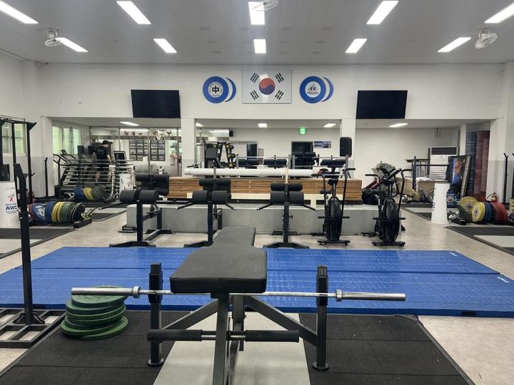 [진주=뉴시스]진주중학교 기운찬마루 체육관.(사진=진주시체육회 제공).2025.07.02.photo@newsis.com *재판매 및 DB 금지