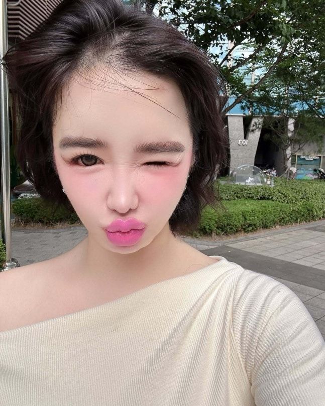 [서울=뉴시스] 박봄. (사진=박봄 인스타그램 캡처) 2025.07.02. photo@newsis.com  *재판매 및 DB 금지