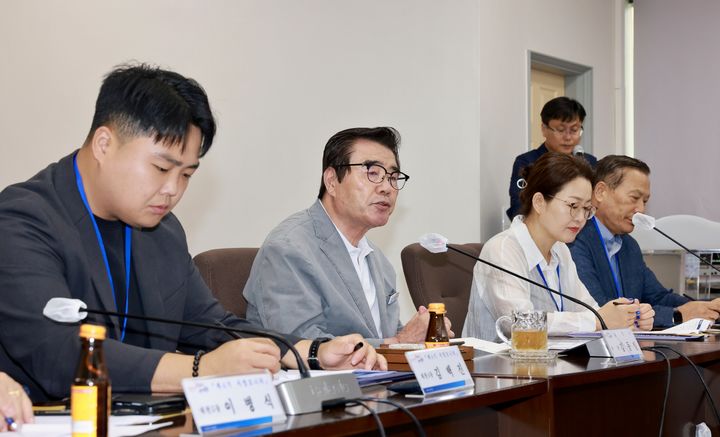 [보령=뉴시스] 보령시 시정모니터 위촉식에서 인사말하는 김동일 보령시장. (사진=보령시청 제공) *재판매 및 DB 금지