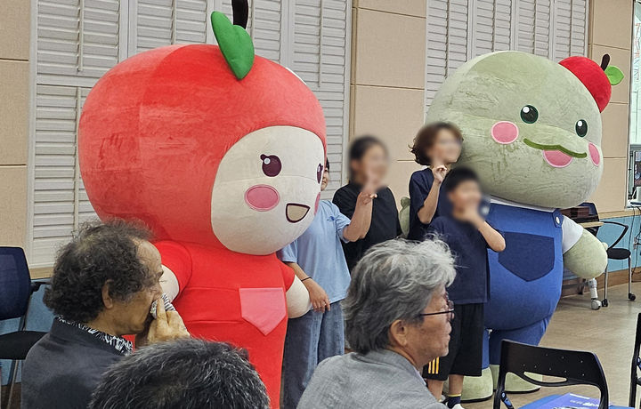 [거창=뉴시스] 거창군 관광캐릭터 거복이 사각이 (사진=거창군 제공) 2025. 07. 02. photo@newsis.com *재판매 및 DB 금지