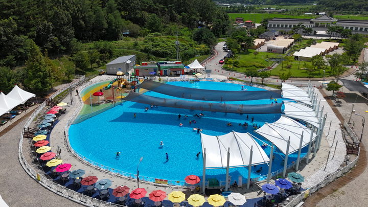 [부여=뉴시스] 부여군 굿뜨래웰빙마을 야외 물놀이장. *재판매 및 DB 금지