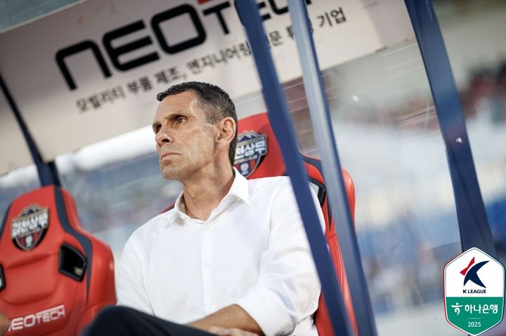 [서울=뉴시스] 프로축구 K리그1 전북 현대의 거스 포옛 감독. (사진=한국프로축구연맹 제공) *재판매 및 DB 금지