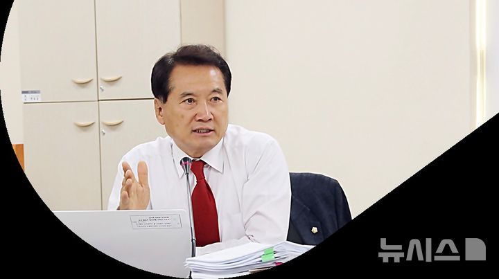[안양=뉴시스] 음경택 국민의힘 교섭단체 대표. (사진=의회 홈페이지 캡처).2025.07.02.photo@newsis.com 
