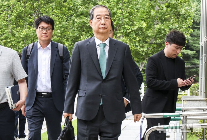 내란특검, 한덕수 전 총리 자택 압수수색… '계엄 방조' 수사