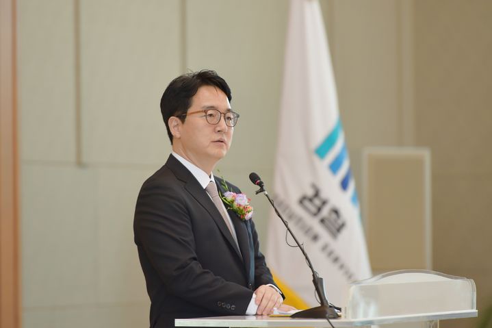 [서울=뉴시스] 심우정 검찰총장이 지난 2일 서울 서초구 대검찰청에서 열린 퇴임식에서 퇴임사를 하고 있다. (사진=대검찰청 제공) 2025.07.02. photo@newsis.com *재판매 및 DB 금지