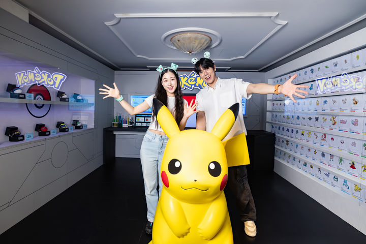 롯데월드 어드벤처 ‘포켓몬 월드 어드벤처: 썸머 페스타’ 중 '매직캐슬' 2층 ‘포켓몬 연구실’ *재판매 및 DB 금지