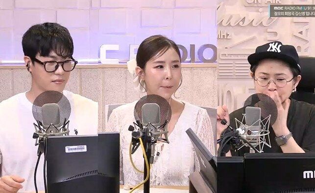 [서울=뉴시스] 2일 방송된 MBC 라디오 '정오의 희망곡 김신영입니다'에는 가수 신지와 문원이 출연했다. (사진=MBC 제공) 2025.07.03 photo@newsis.com  *재판매 및 DB 금지