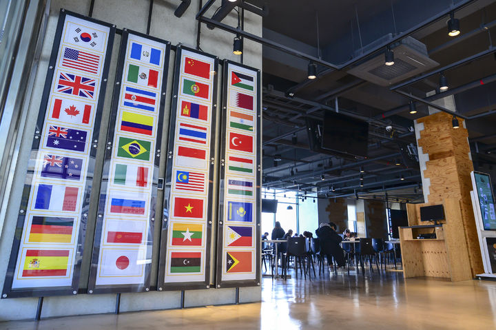 [부산=뉴시스] 부산외국어대학교는 우즈베키스탄 정부 초청 한국어 교원 파견 시범사업의 수행기관으로 선정됐다고 3일 밝혔다. (사진=부산외대 제공) 2025.07.03. photo@newsis.com *재판매 및 DB 금지