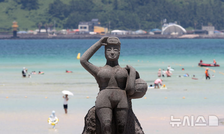 [제주=뉴시스] 제주시 한림읍 금능해수욕장. (사진=뉴시스 DB). photo@newsis.com 
