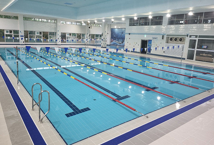 [경산=뉴시스] 경북 경산시가 운영하는 경산수영장. (사진=경산시 제공) 2025.07.04. photo@newsis.com *재판매 및 DB 금지