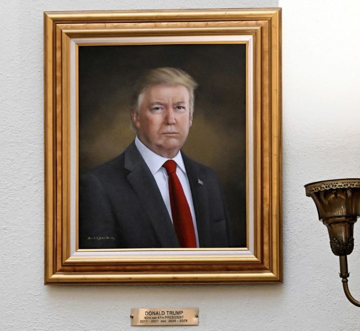 [서울=AP/뉴시스] 기존 초상화는 철거 후 콜로라도 역사 박물관에 보관 중이다. 2025.07.04 *재판매 및 DB 금지