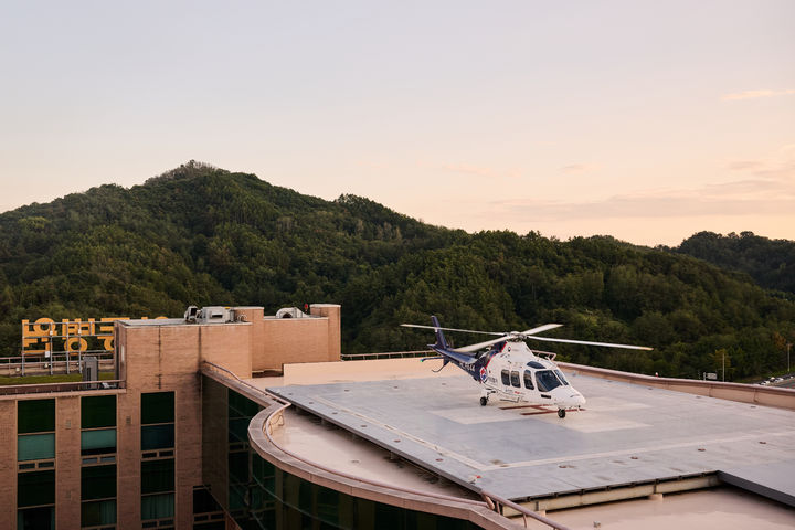  [안동=뉴시스] 안동병원 닥터헬기 (사진=안동병원 제공) 2025.07.04. photo@newsis.com *재판매 및 DB 금지