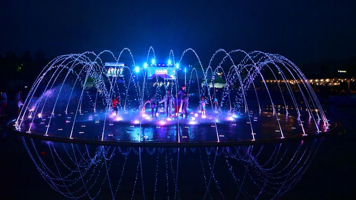 [장성=뉴시스] 전남 장성군 상무평화공원 음악분수. (사진 = 장성군 제공) 2025.07.04. photo@newsis.com *재판매 및 DB 금지