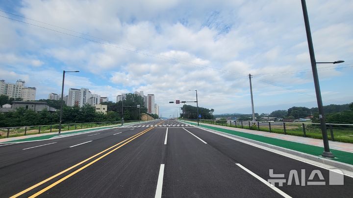 [여주=뉴시스]이달 준공되는 여주도시계획도로 대로2류2호(사진=여주시 제공)2025.07.05.photo@newsis.com