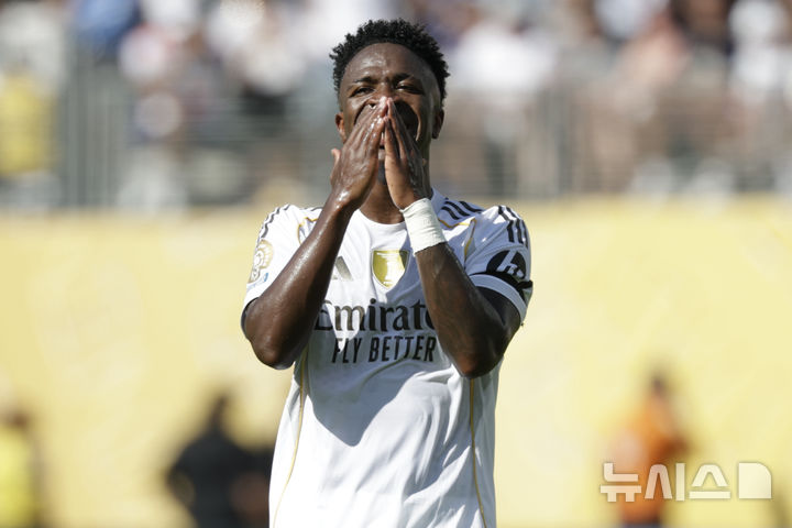 [이스트 루더포드=AP/뉴시스]레알 마드리드 축구스타 비니시우스. 2025.07.05.