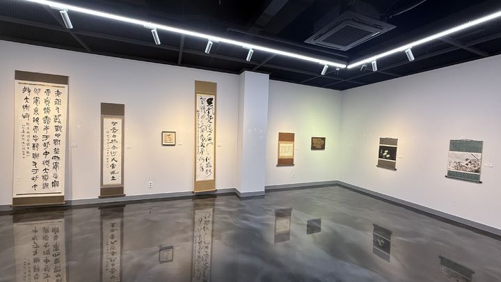 [대구=뉴시스] 대구 서구서화작가회전 전시장 전경. (사진=대구 서구문화회관 제공) 2025.07.06. photo@newsis.com *재판매 및 DB 금지