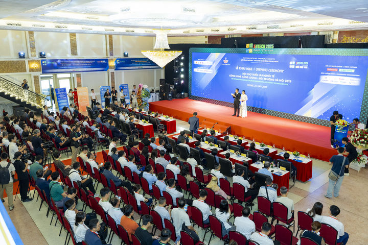 [부산=뉴시스] '2025 베트남환경에너지산업전' 개막식. (사진=벡스코 제공) 2025.07.07. photo@newsis.com  *재판매 및 DB 금지